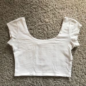 Tres Bien White Short Sleeved Crop Top